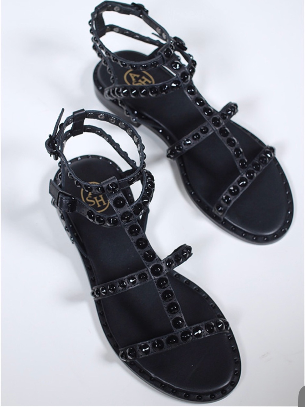 ASH. Flat Sandal
PLAY BIS TONAL-STUDDED FLAT SANDAL
